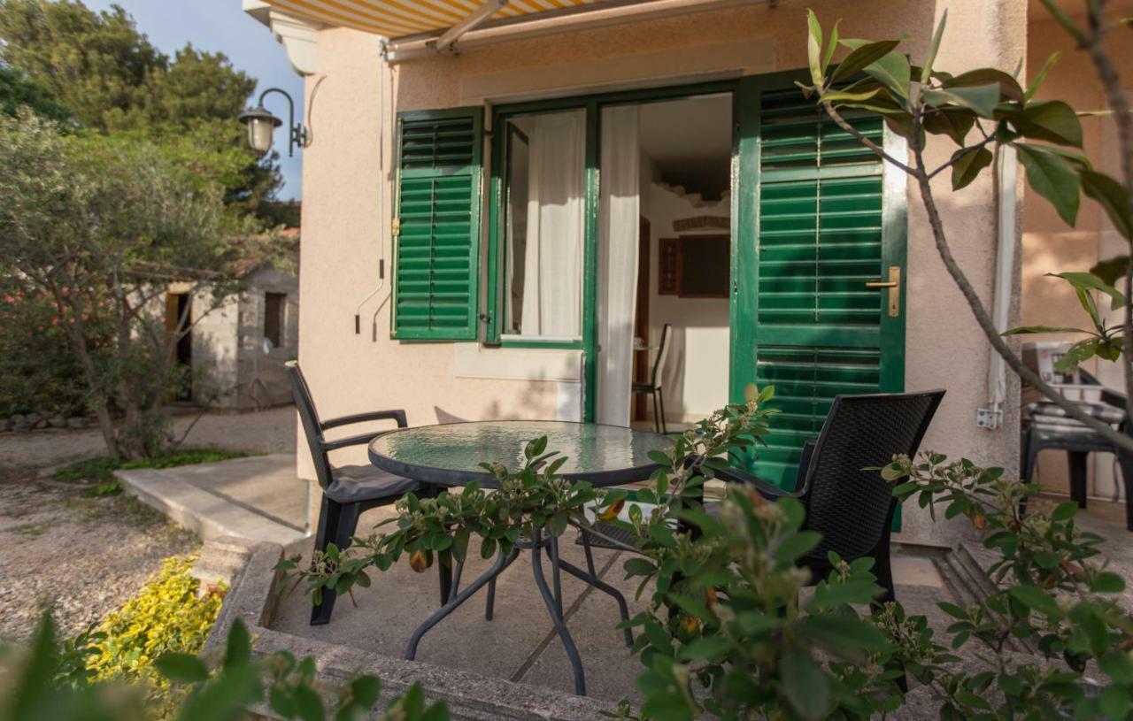 Studio Apartment By The Sea Šibenik Esterno foto
