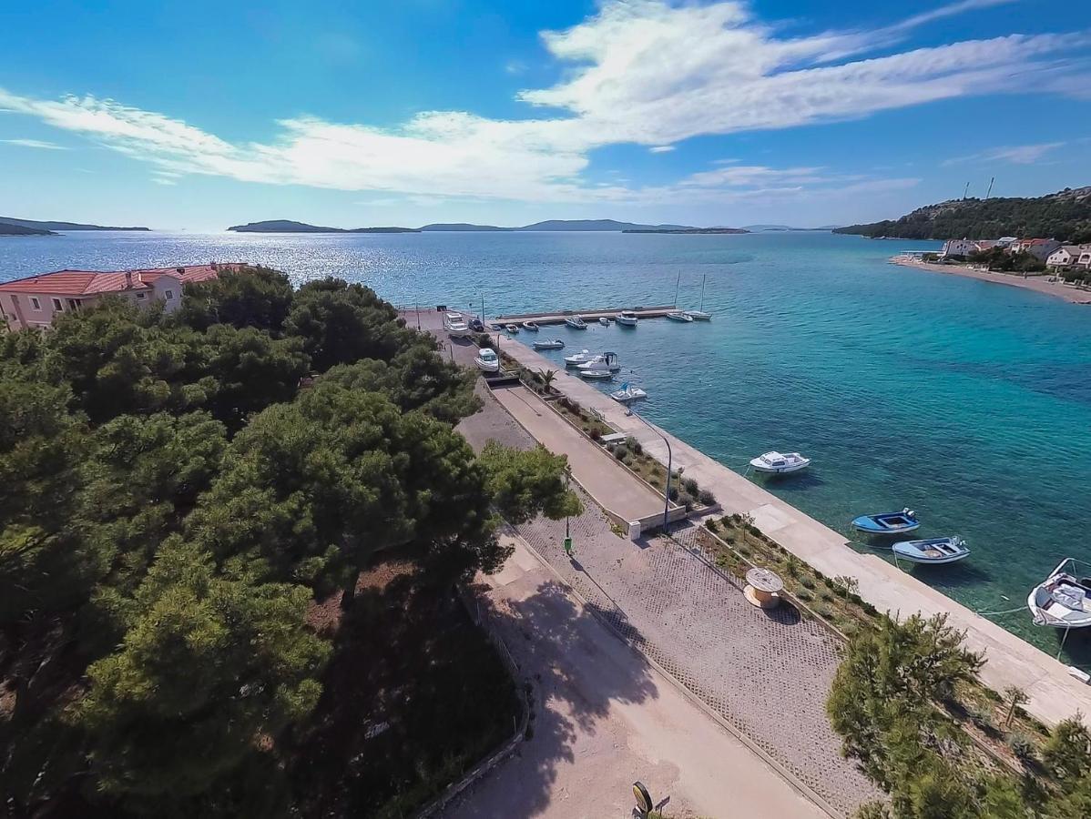 Studio Apartment By The Sea Šibenik Esterno foto